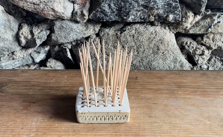 toothpick holder