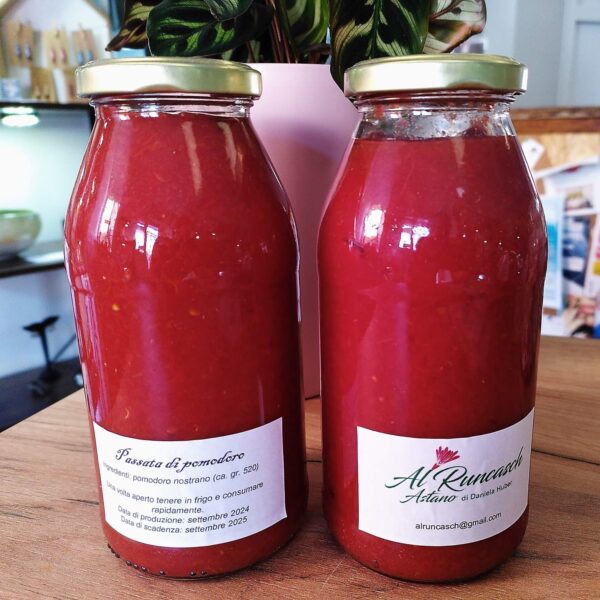 Tomato puree