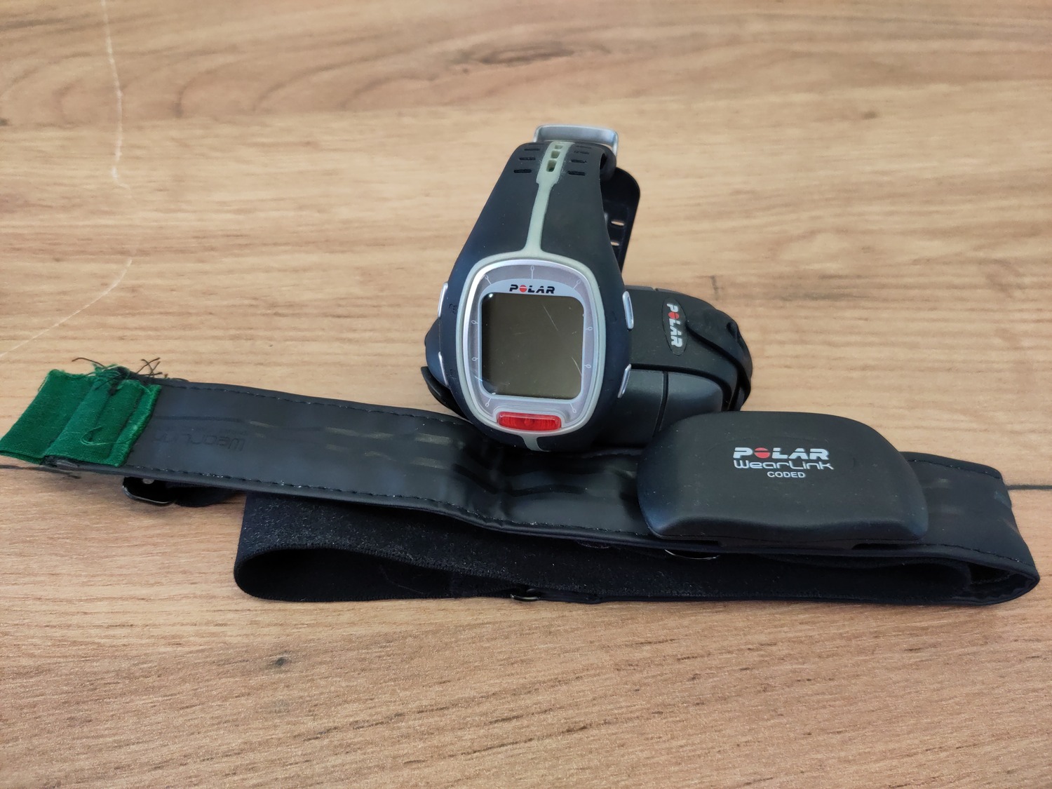 Polar RS200: orologio + fascia cardio toracica + contapassi 2 Polar RS200: orologio + fascia cardio toracica + contapassi - immagine 2