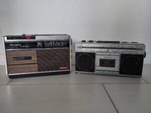 Lotto 2 Radio Vintage dEpoca Da Verificare / Non Testate 9 7546039648